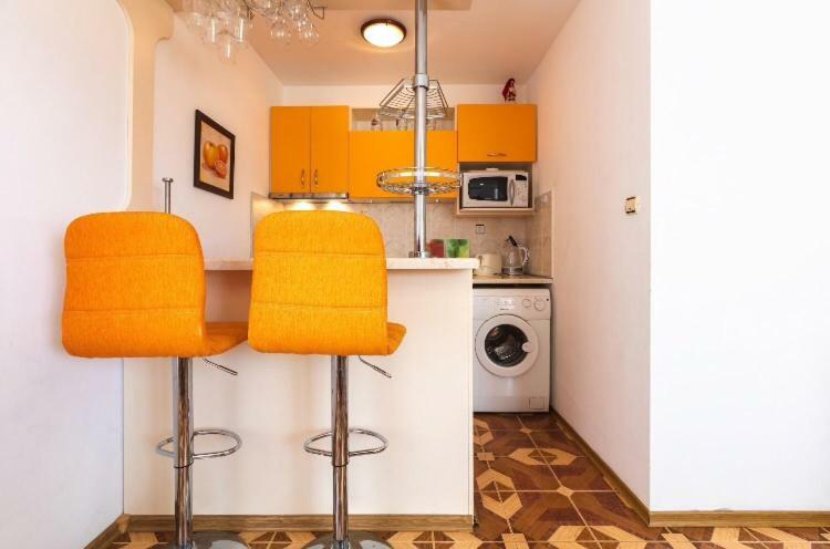 Duplex Apartments สวิติ วลัส ภายนอก รูปภาพ