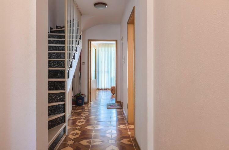 Duplex Apartments สวิติ วลัส ภายนอก รูปภาพ